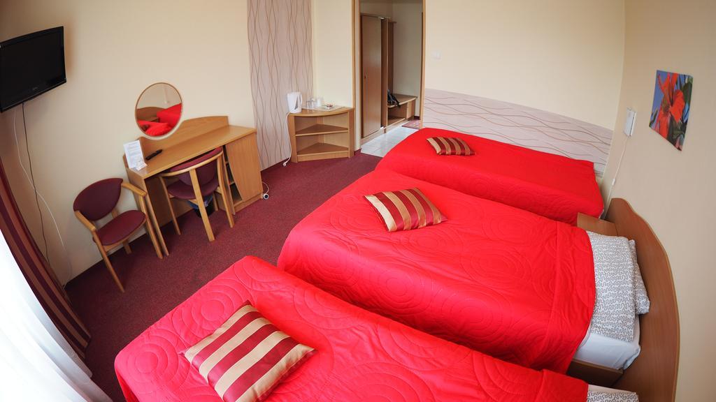 Bed and Breakfast Karat Malbork Exterior foto
